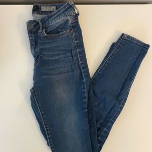 Aero skinny jeans